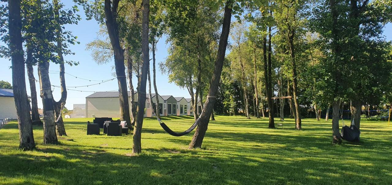 רבאל Lumi Resort Domki Letniskowe Z Podgrzewanym Basenem מראה חיצוני תמונה