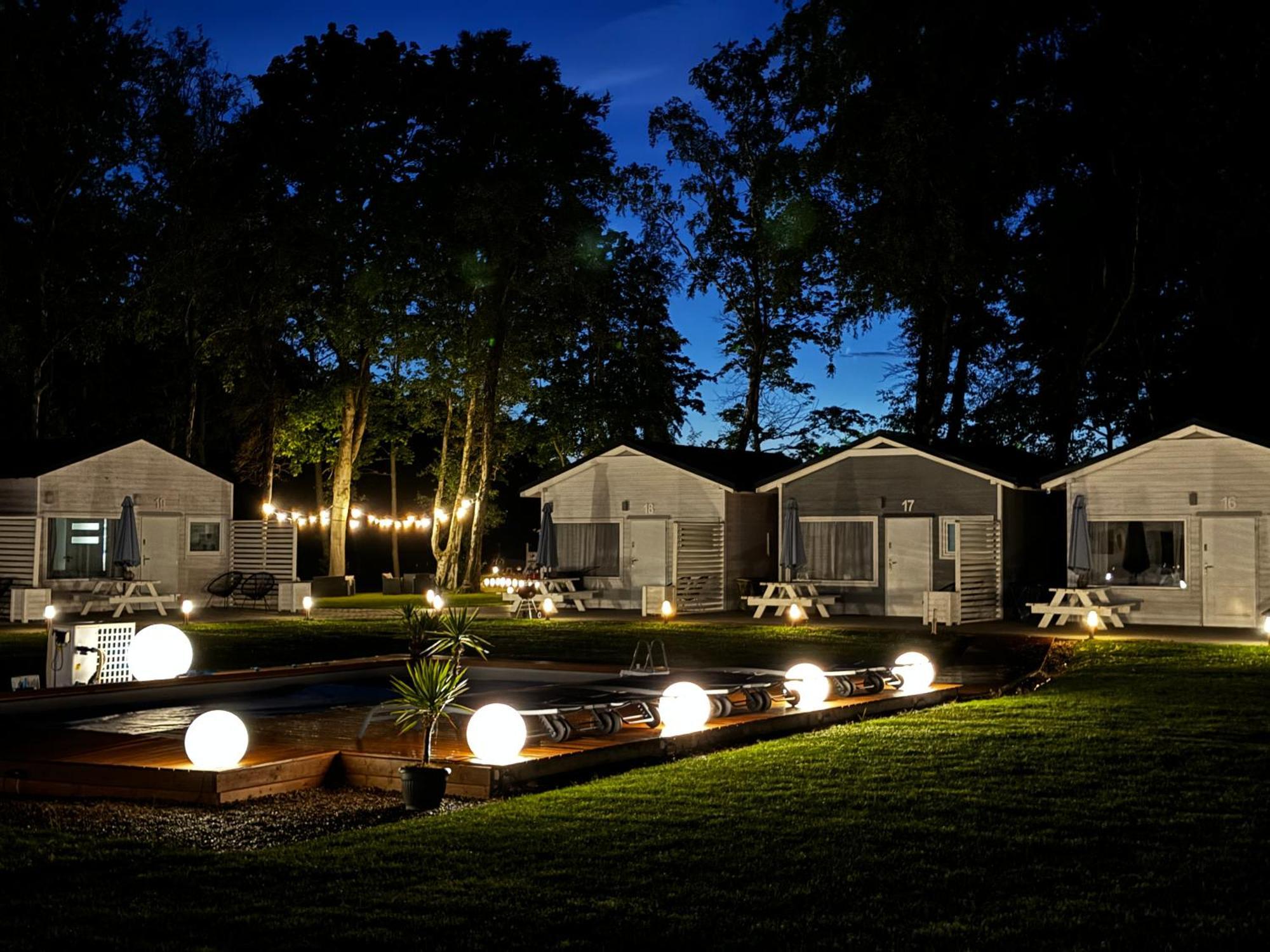 רבאל Lumi Resort Domki Letniskowe Z Podgrzewanym Basenem מראה חיצוני תמונה