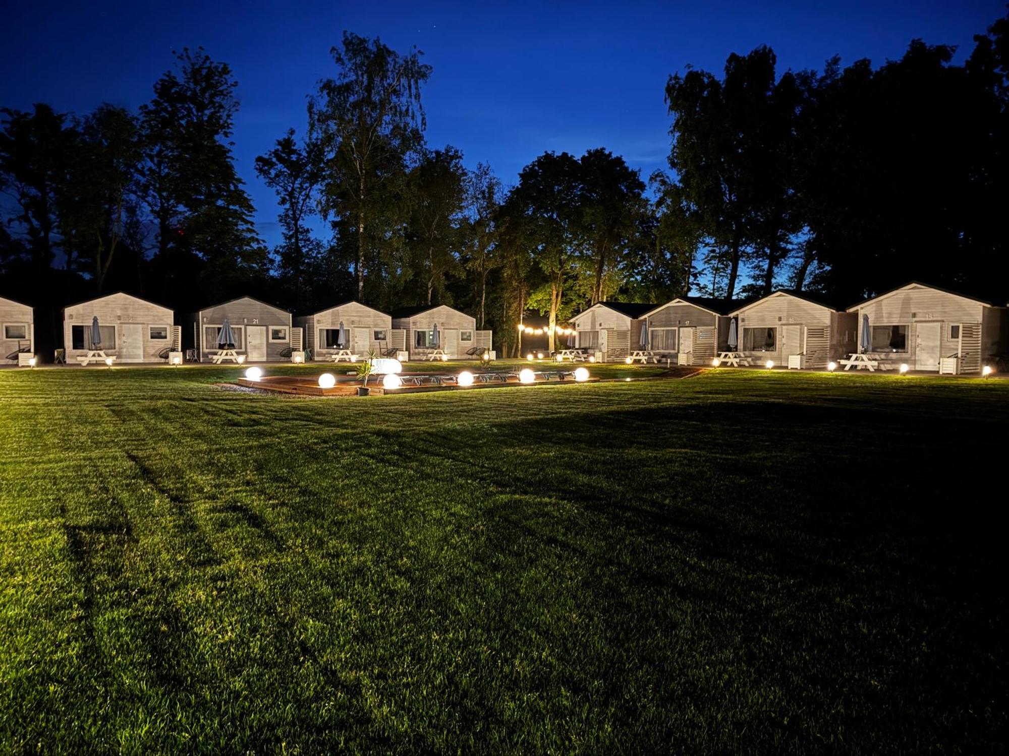 רבאל Lumi Resort Domki Letniskowe Z Podgrzewanym Basenem מראה חיצוני תמונה